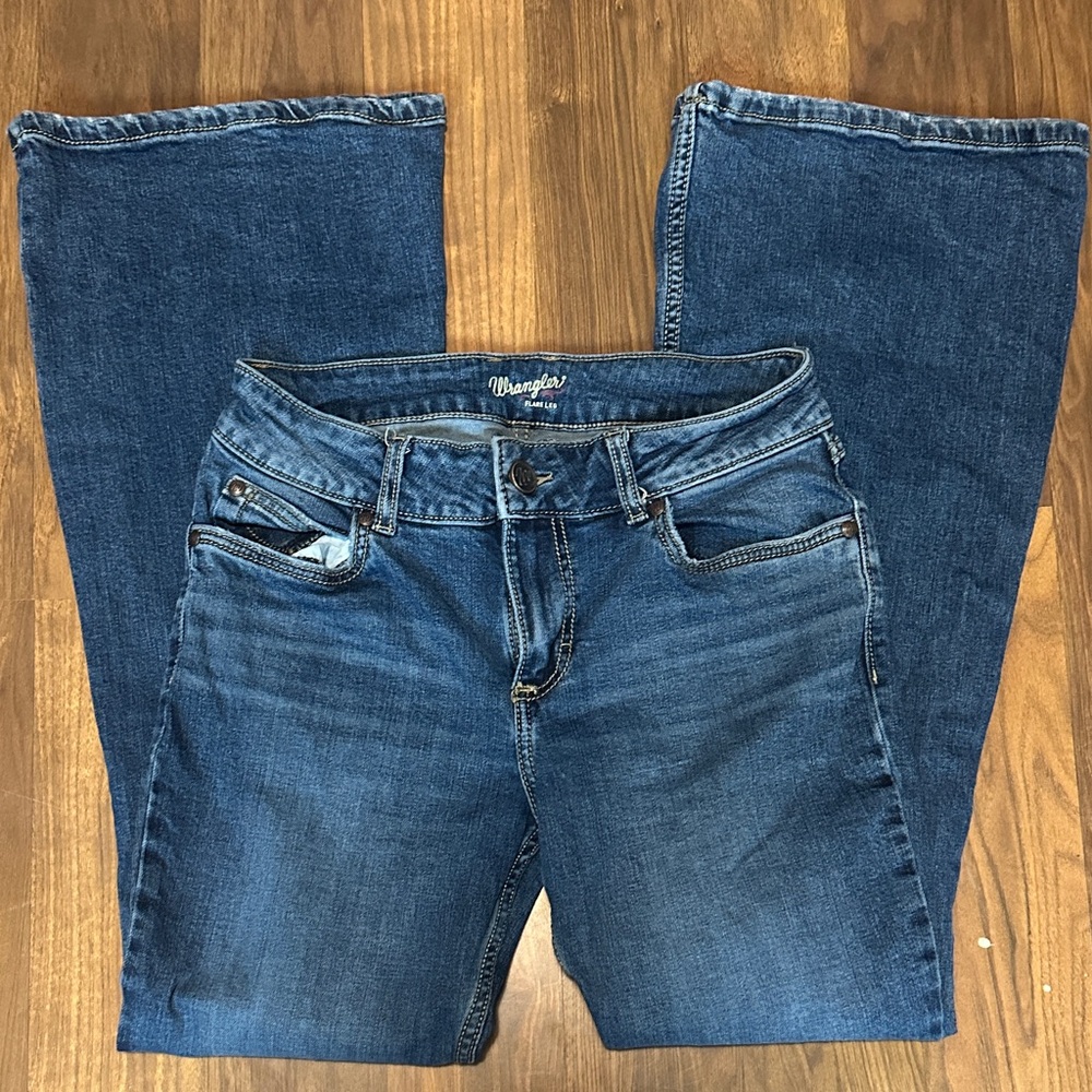 Wrangler Women's Dark Blue flare Jeans